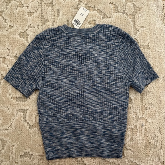 NWT ABERCROMBIE blue heathered crew neck short sleeve sweater - Picture 2 of 3